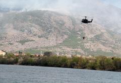 Helikopter OS BiH i danas u akciji kraj Mostara; Vatra i dalje gori