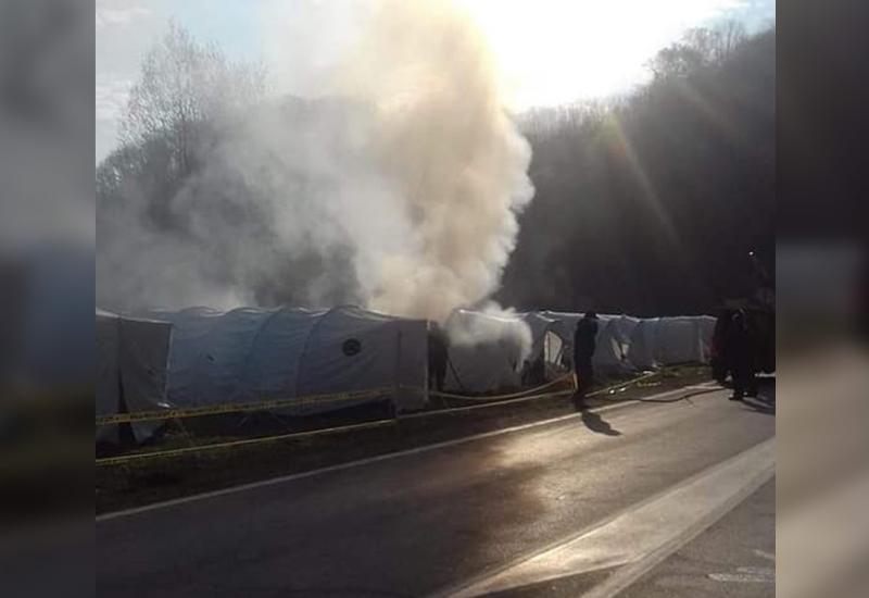 Požar u šatorima na GP Maljevac - Izgorjela tri šatora na graničnom prijelazu Maljevac, nema ozlijeđenih