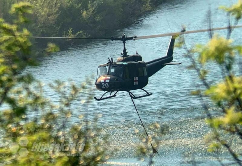 VIDEO | Helikopteri gase požar na području Čapljine i Čitluka
