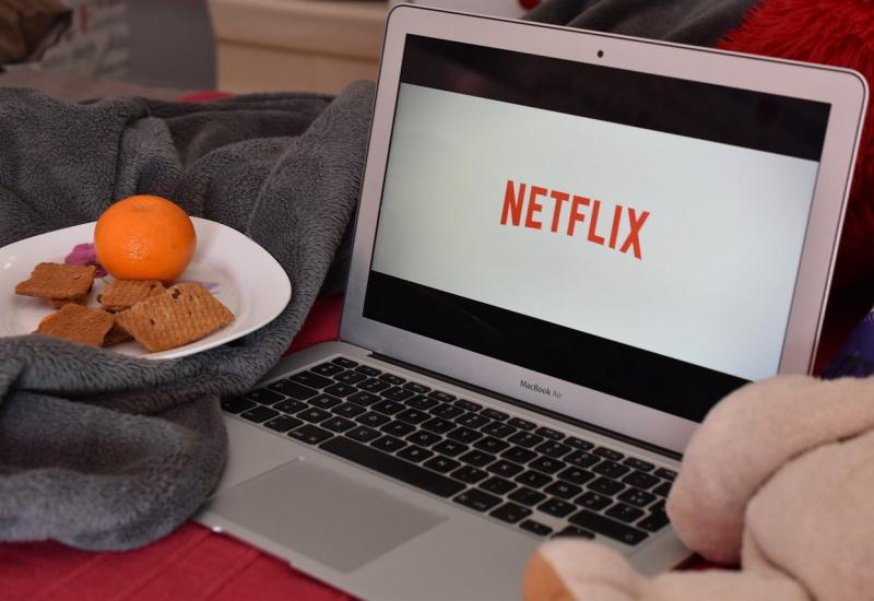 Netflix će s prikazom reklama i zabranom dijeljenja lozinki započeti već ove godine