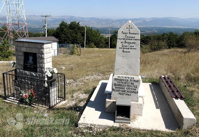 Spomenik trojici braće Tomića iz Drobnjaka - Nevesinje, „gnijezdo darovitih i poduzetnih ljudi“