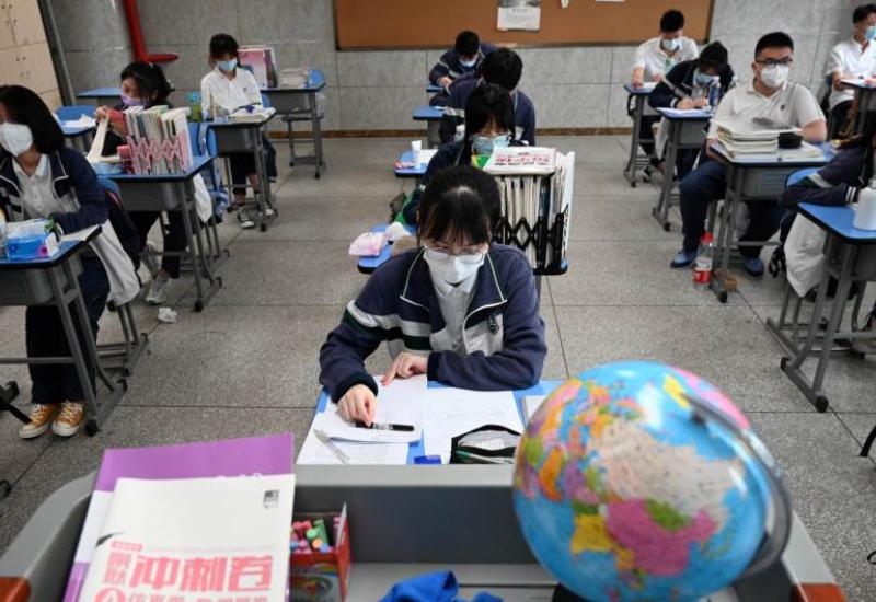 Učenici u Wuhanu vraćaju se u škole