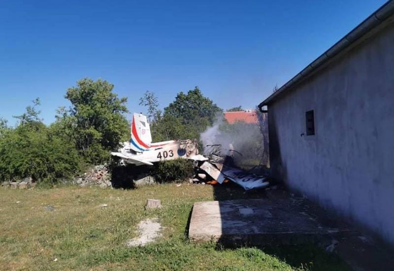 Zrakoplov pao kod Zadra - Pao zrakoplov kod Zadra, dvije osobe poginule
