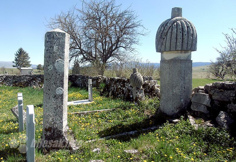 Nišan u Odžaku - Glamoč, zaboravljeni kraj rimskih bogova i najvećeg nišana na Balkanu