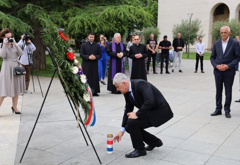 Izaslanstvo Hrvatskog narodnog sabora odalo počast za sve žrtve stradale na Bleiburgu i križnim putevima