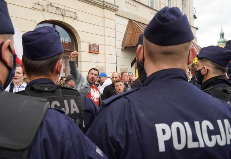 Varšavska policija opravdava uhićenje 380 prosvjednika