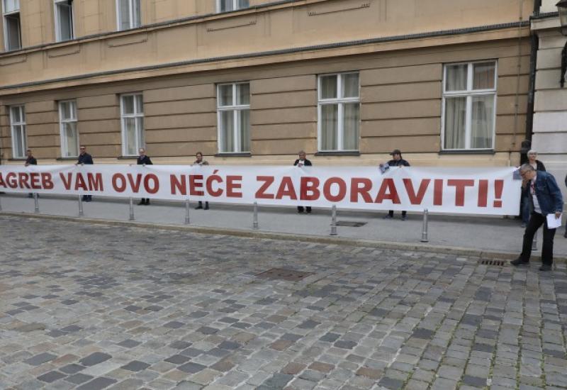 Prosvjednici ispred Sabora izviždali zastupnike, traže zakon o obnovi Zagreba