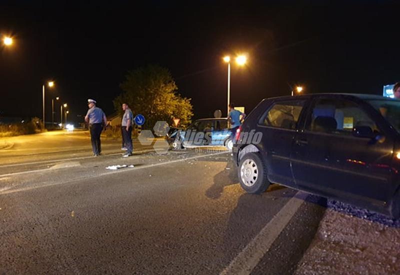 Više ozlijeđenih u teškoj prometnoj nesreći u Mostaru - Više ozlijeđenih u teškoj prometnoj nesreći u Mostaru