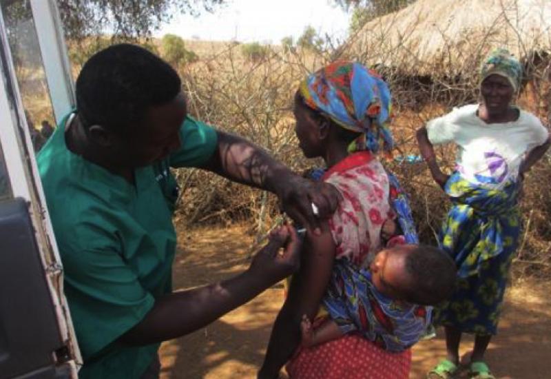 Potencijalno cjepivo protiv COVID-19 testirat će se na ljudima u Keniji