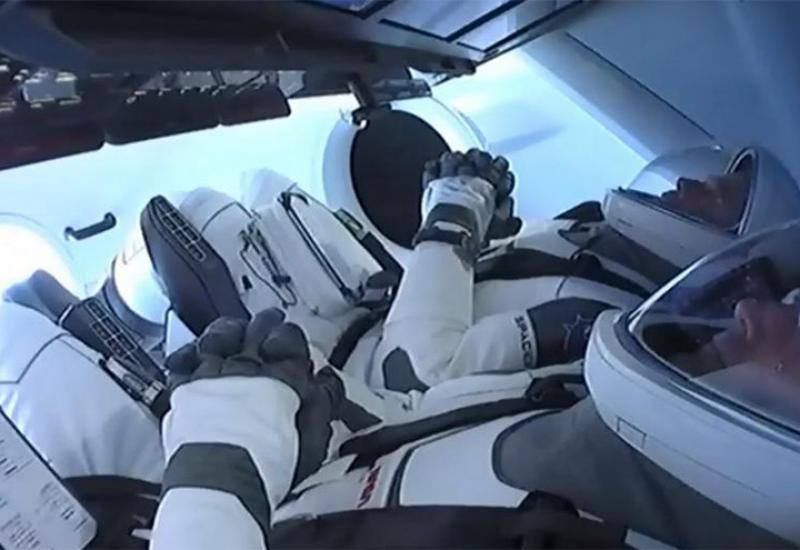 SpaceX: Bob Behnken i Doug Hurley u Crew Dragonu - Svemirska utrka