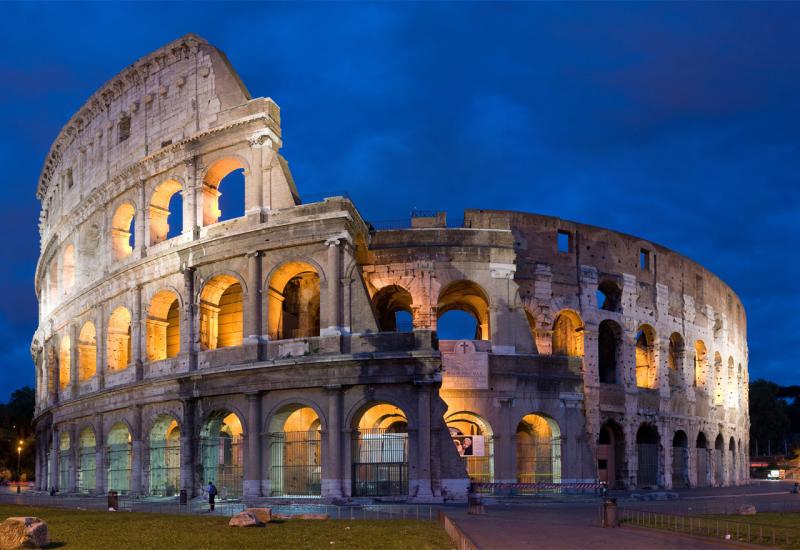 Rim želi da se turisti iz EU-a oslobode obvezne karantene