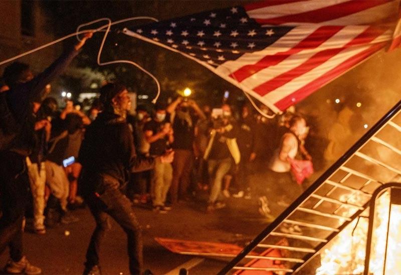 Nasilje na prosvjedima - Trump diže vojsku