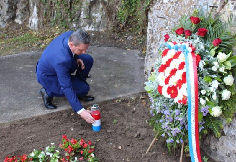 Akcija Lipanjske zore hrvatske Hercegovine: Misna slavlja i polaganje cvijeća i svijeća