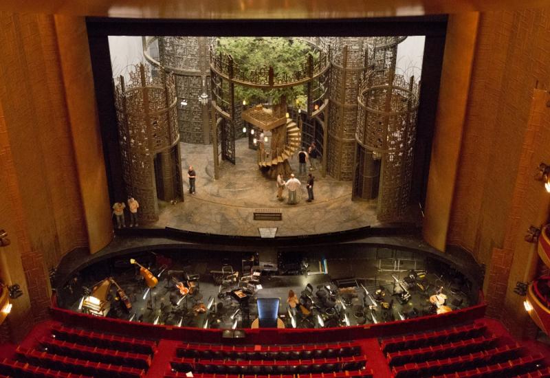Metropolitan opera otkazuje sve produkcije do kraja prosinca