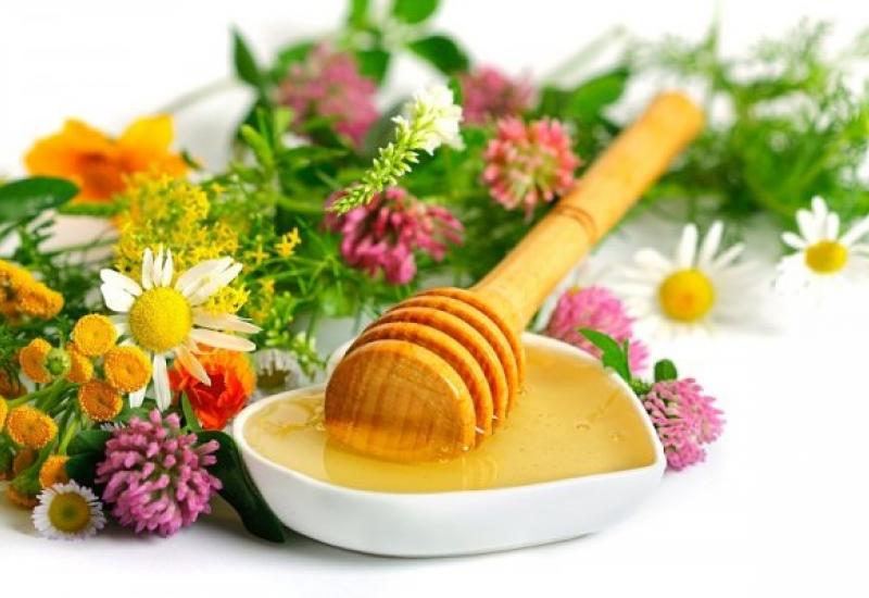Ljekovito bilje i med - Međunarodni festival čaja, ljekovitog bilja i pčelinjih proizvoda Tea fest