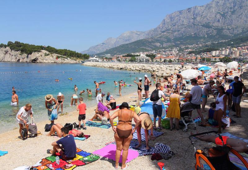 Hrvatski stožer već podsjetio ugostitelje na mjere za turističku sezonu