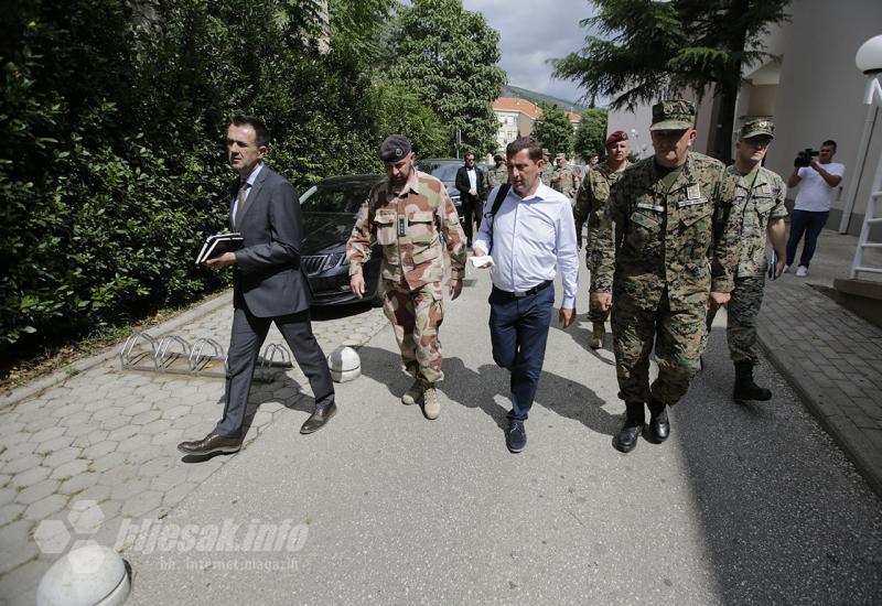 Bešlić predstavnike NATO-a upoznao s idejom o protupožarnoj bazi u Mostaru