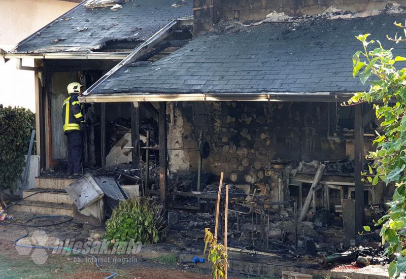 Požar na kući u naselju Buna - Izgorjela obiteljska kuća na Buni