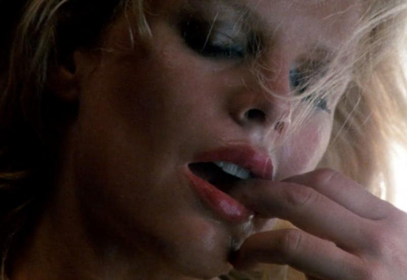 Kim Basinger u čuvenom erotskom filmu 