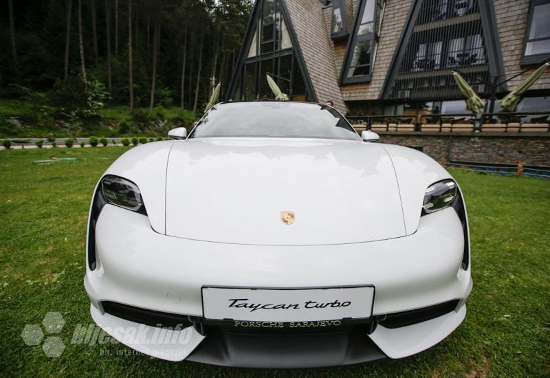 Predstavljen Taycan, prvi električni Porsche - U BiH stigao 