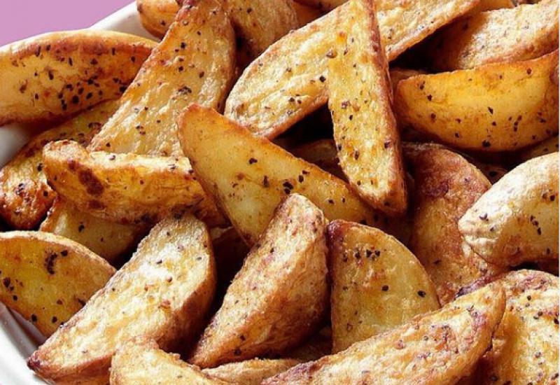 Jeftin trik za savršeno hrskav krompir iz pećnice 