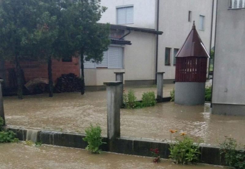Poplave i klizišta ponovo prijete BiH