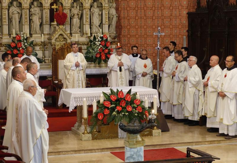Katedralna župa Presvetog Srca Isusova u Sarajevu proslavila svoj patron - Katedralna župa Presvetog Srca Isusova u Sarajevu proslavila svoj patron