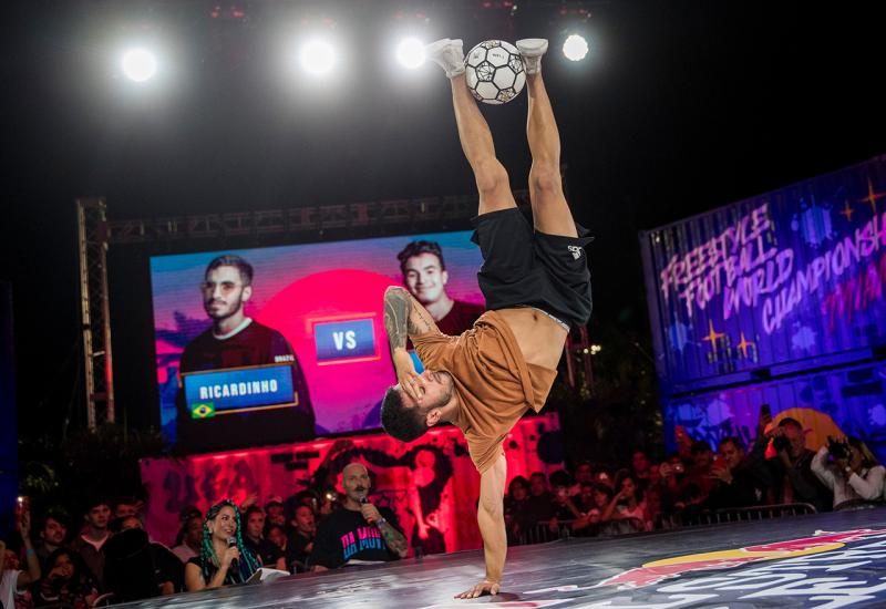 Red Bull Street Style natjecanje - Žongleri iz 93 države sudjeluju na Red Bull Street Style natjecanju