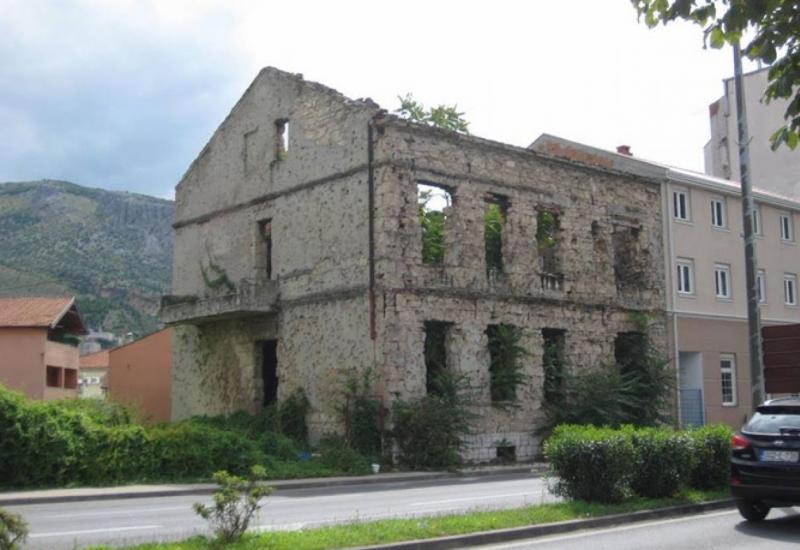 Koga čekaju ratne ruševine u Mostaru?