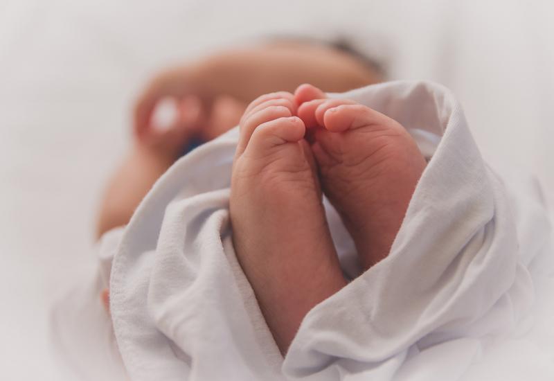 Mostar: Nema porasta covid pozitivne djece, u SKB hospitalizirana beba