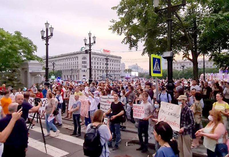 Desetine tisuća ljudi prosvjeduje - Što se događa na dalekom istoku Rusije?