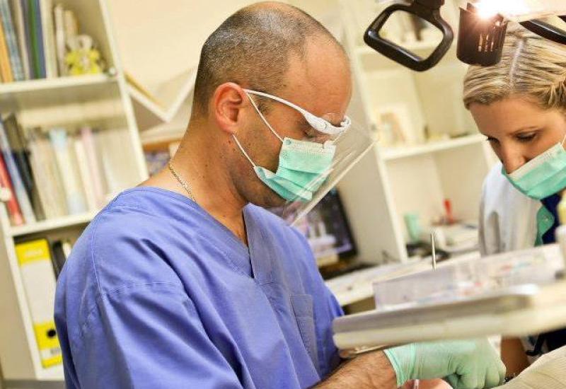 dr. Pehar: Uvijek preporučujem pacijentima redovne kontrole, pranje zuba nakon jela i  skidanje kamenca po potrebi 3-4 puta godišnje - Dr. Pehar: Nakon svih poduzetih mjera naši pacijenti znaju da su kod nas sigurni 