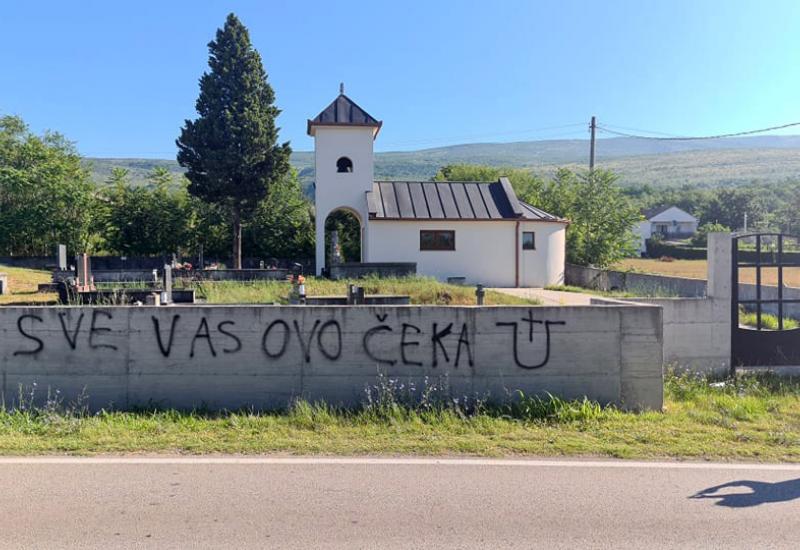 Vandalizam u Širokom Brijegu: Išarana ograda oko pravoslavnog groblja