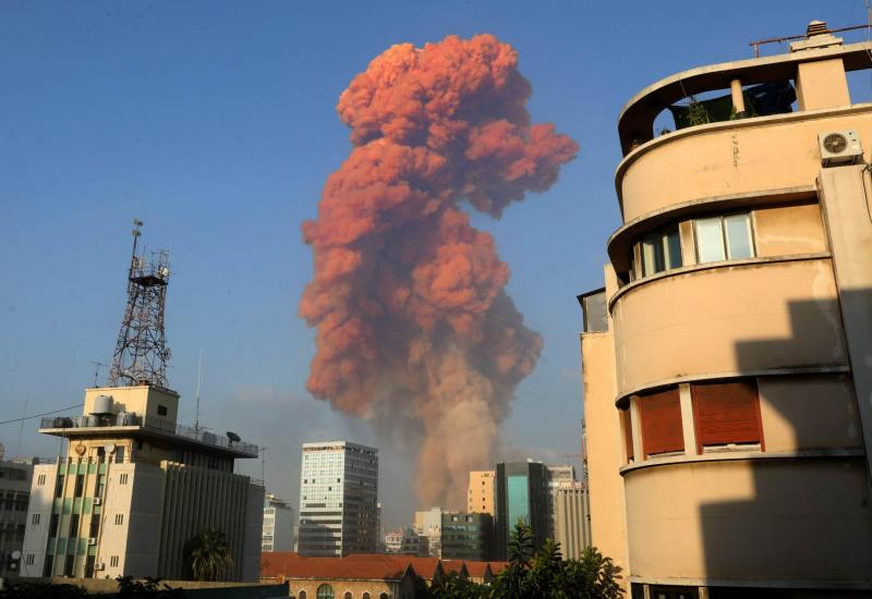 Bejrut: Oko 2.750 tona amonij nitrata bilo na mjestu eksplozije