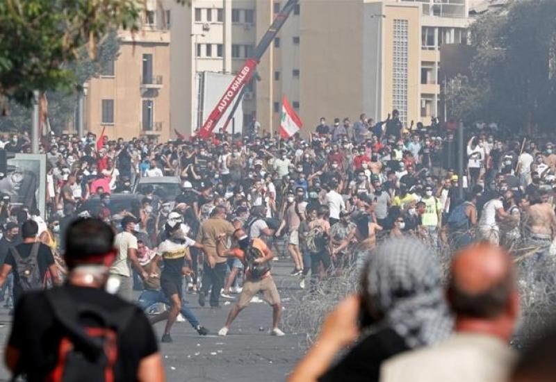 Prosvjedi u Bejrutu  - Libanonci pozvani na trajni ustanak