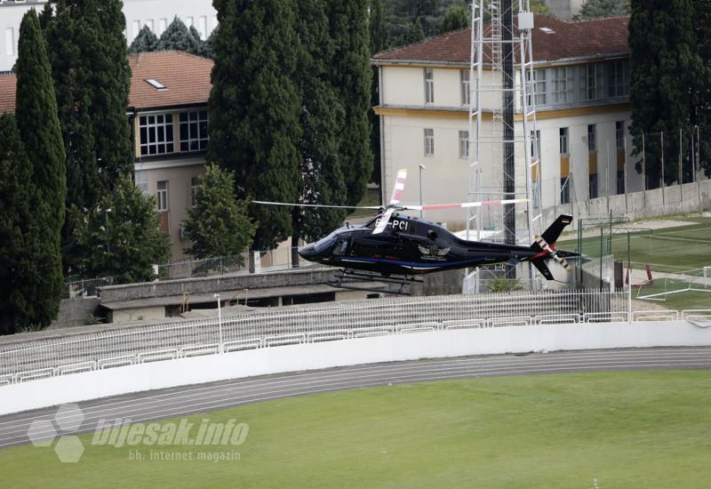 Helikopter sletio na mostarski stadion: Pacijent hitno prebačen u inozemstvo