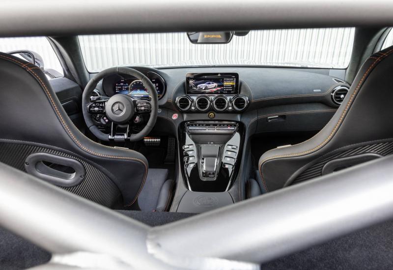 Mercedes-AMG GT dobio opasan V8 - Njemački gospodarstvenici protiv ograničenja dolaska radne snage sa Balkana