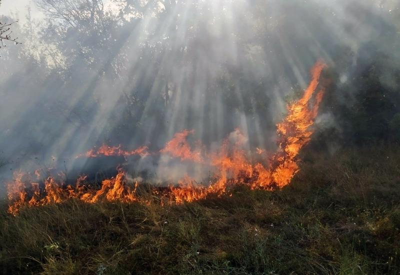 HNŽ: Šest požara u 24 sata