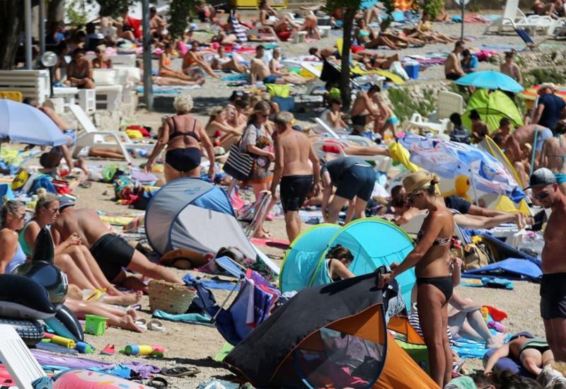 Plaža u Hrvatskoj - Korona rekord u Hrvatskoj