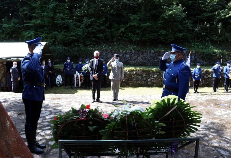 Obilježena 25. obljetnica pogibije američkih diplomata i francuskog vojnika na Igmanu