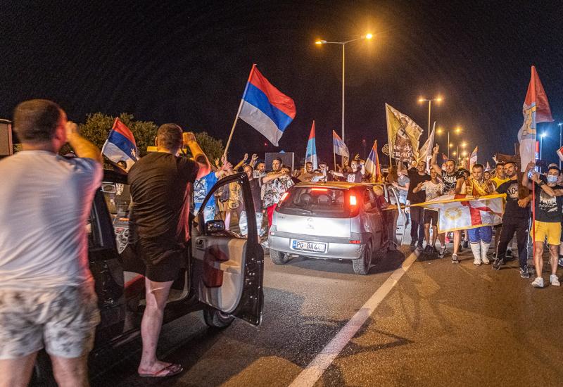 Prosvjed pristalica opozicijskog saveza i SPC-a - Nakon sinoćnje auto-litije: Najavljen nastavak prosvjednih vožnji u Crnoj Gori