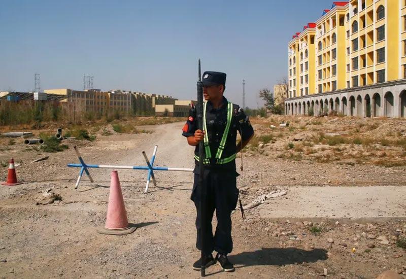 Guardian: Ujguri u Kini zatočeni pod krinkom virusa