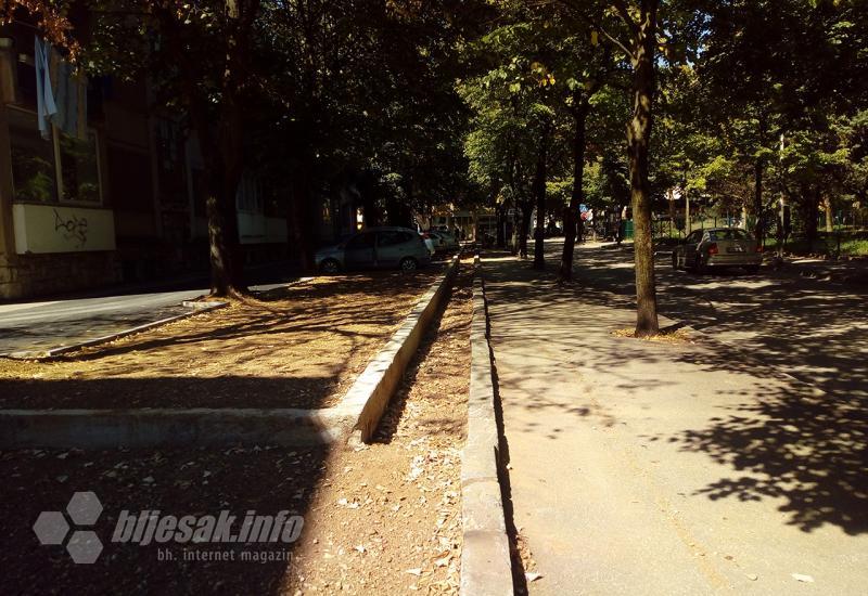 Do asfalta lako, do mrve zelenila nikako - Mostar: Ni nakon šest godina nema kraja