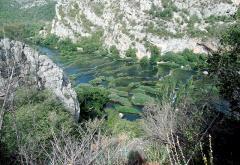 Nacionalni park „Krka“: Gle, jedna duga u vodi se stvara, i sja i dršće u hiljadu šara...
