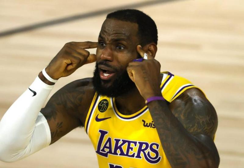 Lakersi 'razbili' Memphis za plasman u drugi krug