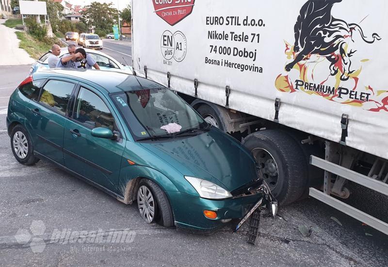 Mostar: Sudar kamiona i Forda