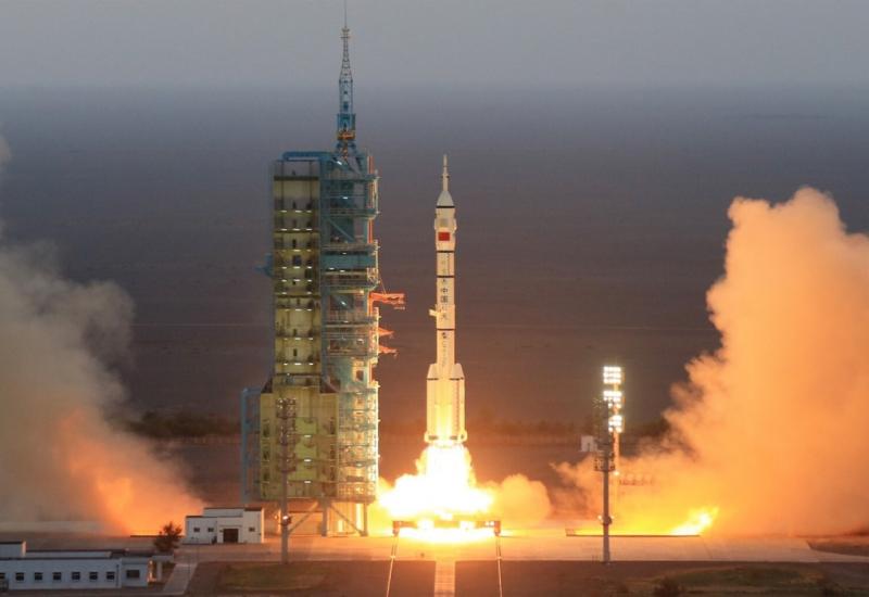 Tajnovita kineska letjelica vratila se na Zemlju nakon dva dana u orbiti