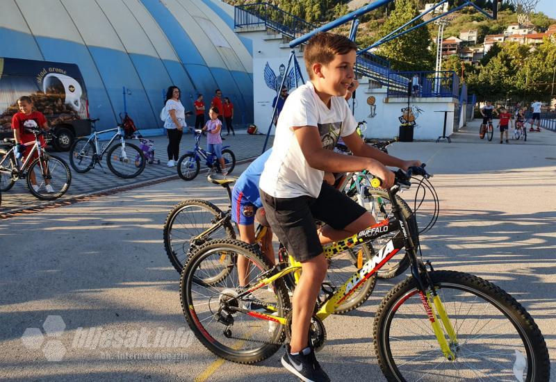 Čapljina: Biciklisti ukazali na sigurnost mališana u prometu - Čapljina: Biciklisti ukazali na sigurnost mališana u prometu