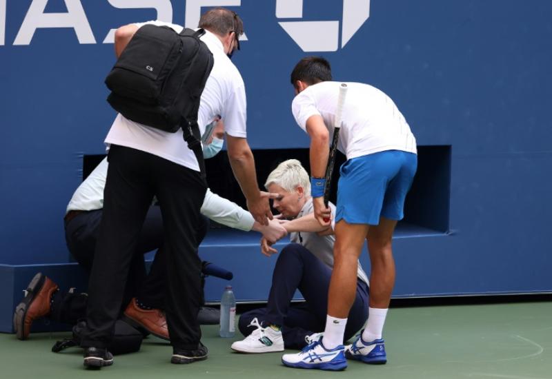 Novak Đoković diskvalificiran je s US Opena nakon doista čudnog incidenta - Đoković stao u obranu sutkinje i poslao važnu poruku svojim fanovima