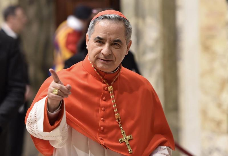 Neobična i ozbiljna ostavka u Vatikanu